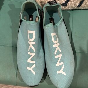 DKNY Tennis in bluish green